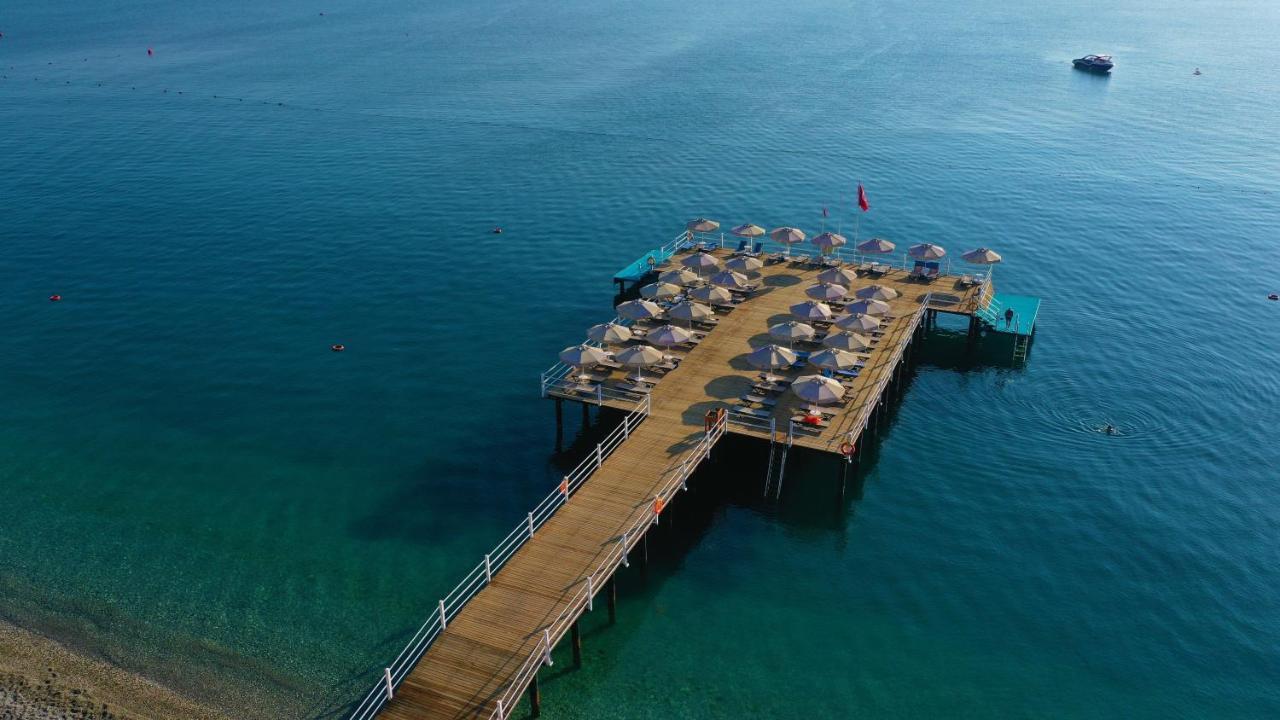 Aqi Hydros Club Ξενοδοχείο Κεμέρ Εξωτερικό φωτογραφία The pier at the Dead Sea