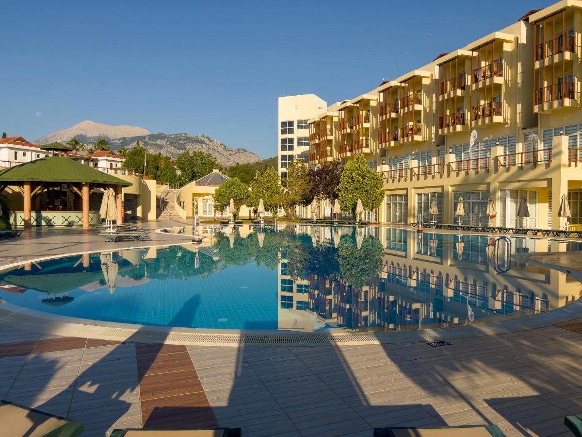 Aqi Hydros Club Ξενοδοχείο Κεμέρ Εξωτερικό φωτογραφία The resort's main pool