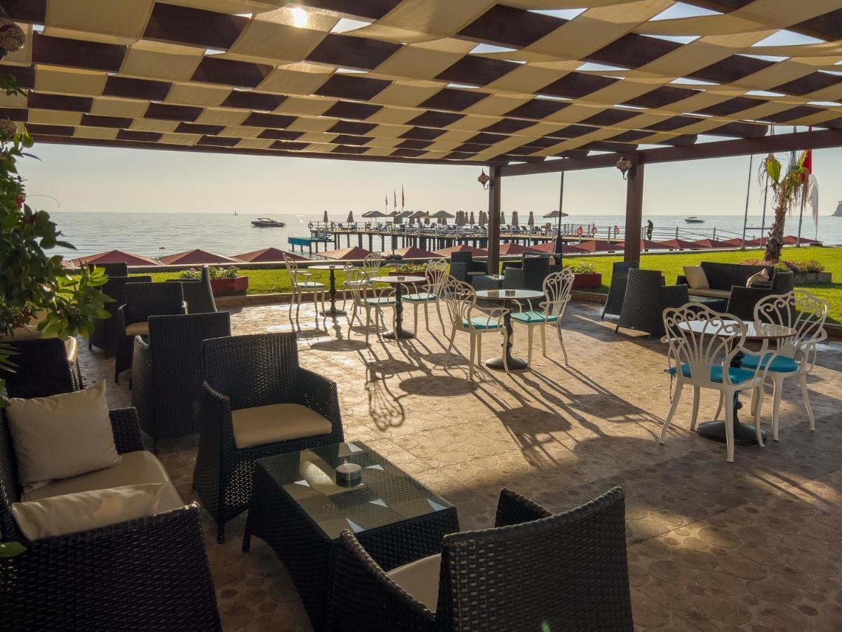 Aqi Hydros Club Ξενοδοχείο Κεμέρ Εξωτερικό φωτογραφία The restaurant at the hotel